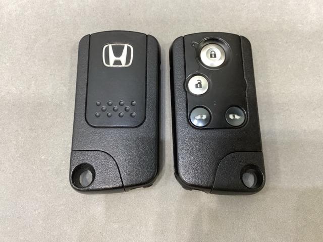フリードハイブリッド ジャストセレクション＋　光触媒抗菌消臭施工済（12枚目）