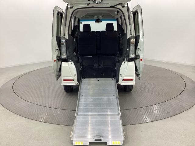 Ｎ－ＢＯＸ＋カスタム Ｇ車いす仕様車　光触媒抗菌消臭施工済（2枚目）