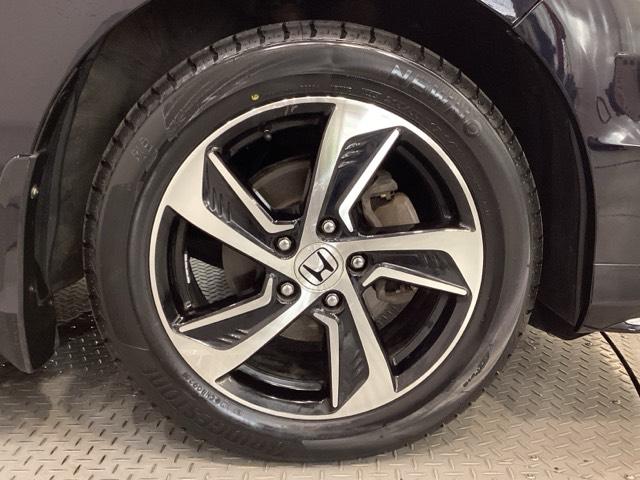 オデッセイ アブソルート・Ｘホンダセンシングアドバンスドパッケジ　光触媒抗菌消臭施工済（27枚目）
