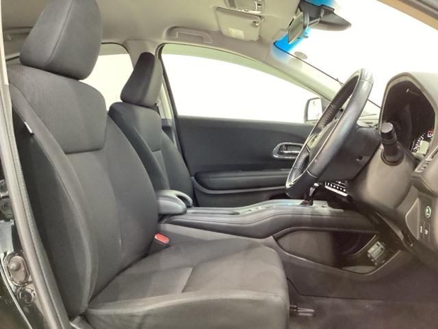 ヴェゼル Ｘ　いまコレ＋新品・フロアカーペットマット付　リモコンエンジンスターター付　光触媒抗菌消臭施工済（18枚目）