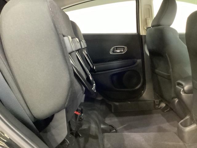 ヴェゼル Ｘ　いまコレ＋新品・フロアカーペットマット付　リモコンエンジンスターター付　光触媒抗菌消臭施工済（20枚目）