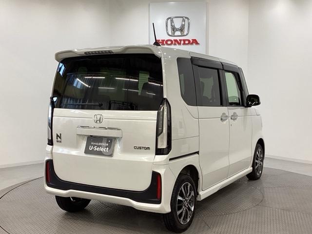 Ｎ－ＢＯＸカスタム ベースグレード　４ＷＤ　中古スタッドレスタイヤ、純正メモリーナビ、ドライブレコーダー前後装着＋ＥＴＣ付　当社デモカー　フルセグＴＶ　Ｂｌｕｅｔｏｏｔｈ接続　バックカメラ　ＬＥＤヘッドライト　クリアランスソナー　ＣＤ（5枚目）