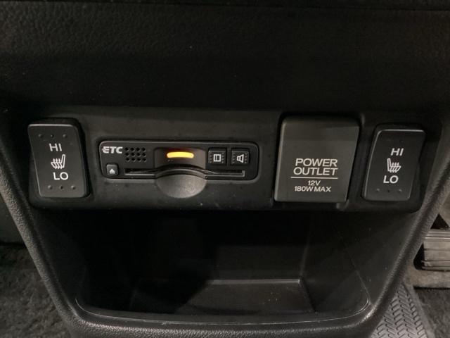 Ｎ－ＢＯＸカスタム Ｇ・Ｌパッケージ　４ＷＤ　左側電動スライドドア　メモリーナビ　フルセグＴＶ　ＣＤ　ＤＶＤ再生可能　バックカメラ　ＨＩＤヘッドライト　衝突被害軽減システム　ベンチシート　シートヒーター　盗難防止システム（13枚目）
