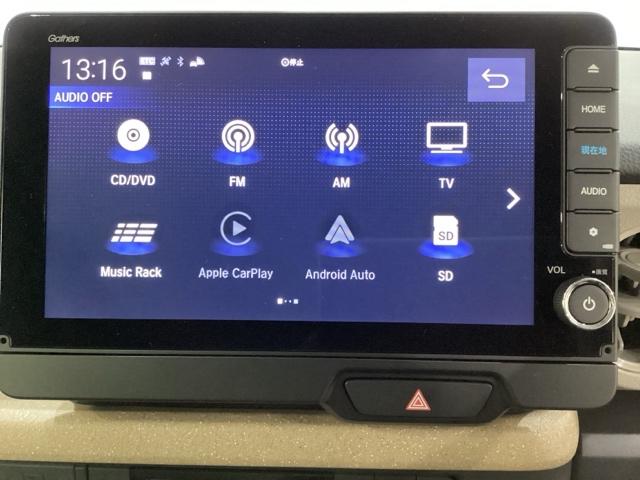 ナビゲーションはフルセグTV、インターナビ対応のGathers純正メモリーナビを搭載しています。Bluetoothオーディオ機能がありますので、スマートフォンなどの音楽も再生できます。