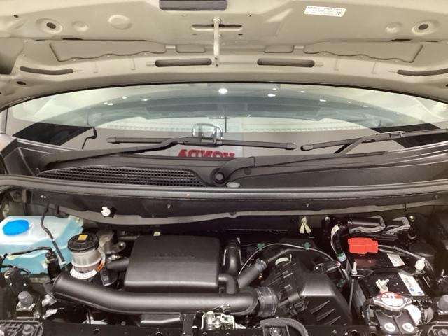 ホンダスタッフがしっかり整備して保証付きにてお渡し致します。エンジンルーム&室内ルームともにクリーニング済みで清潔です。快適なドライブをお楽しみください。