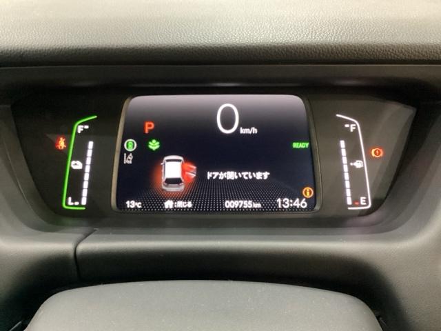 フィット e:HEVホームブラックスタイル 4WD 中古スタッドレスタイヤ、純正メモリーナビ、ドライブレコーダー前後装着+ETC付 当社デモカー フルセグTV Bluetooth接続 バックカメラ スマートキー 衝突被害軽減システム ABS(14枚目)