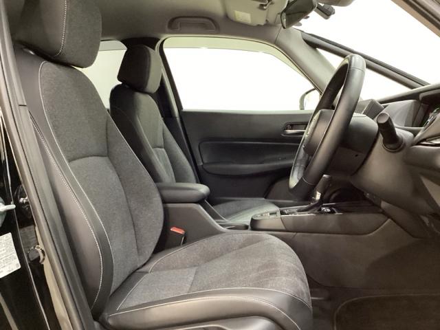 フィット e:HEVホームブラックスタイル 4WD 中古スタッドレスタイヤ、純正メモリーナビ、ドライブレコーダー前後装着+ETC付 当社デモカー フルセグTV Bluetooth接続 バックカメラ スマートキー 衝突被害軽減システム ABS(22枚目)