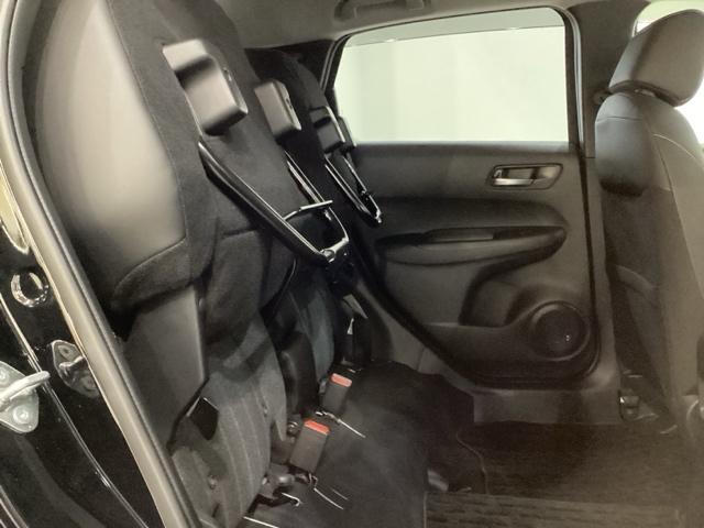 フィット e:HEVホームブラックスタイル 4WD 中古スタッドレスタイヤ、純正メモリーナビ、ドライブレコーダー前後装着+ETC付 当社デモカー フルセグTV Bluetooth接続 バックカメラ スマートキー 衝突被害軽減システム ABS(25枚目)