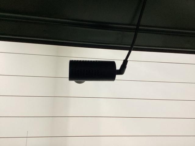 フリードハイブリッド ハイブリッド・クロスターホンダセンシング　４ＷＤ　両側電動スライドドア　光触媒抗菌消臭施工済　ドライブレコーダー　メモリーナビ　フルセグＴＶ　Ｂｌｕｅｔｏｏｔｈ接続　バックカメラ　スマートキー　衝突被害軽減システム　盗難防止システム（17枚目）