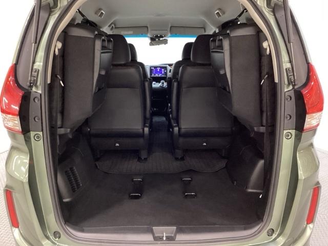 フリードハイブリッド ハイブリッド・クロスターホンダセンシング　４ＷＤ　両側電動スライドドア　光触媒抗菌消臭施工済　ドライブレコーダー　メモリーナビ　フルセグＴＶ　Ｂｌｕｅｔｏｏｔｈ接続　バックカメラ　スマートキー　衝突被害軽減システム　盗難防止システム（24枚目）