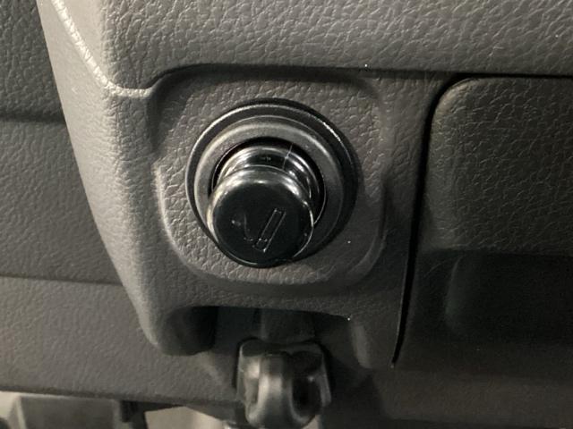アクティトラック ＳＤＸ　４ＷＤ　光触媒抗菌消臭施工済　パワーステアリング　三方開　シガーソケット　荷台ランプ　５速マニュアル（7枚目）