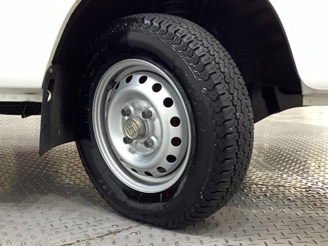 アクティトラック ＳＤＸ　４ＷＤ　光触媒抗菌消臭施工済　パワーステアリング　三方開　シガーソケット　荷台ランプ　５速マニュアル（17枚目）