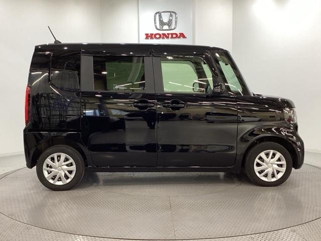 Ｎ－ＢＯＸ ベースグレード　純正メモリーナビ　ドライブレコーダー　シートヒーター　ホンダセンシング　クルーズコントロール　衝突軽減ブレーキ　横滑り防止　障害物センサー　バックカメラ　片側電動スライドドア　ＬＥＤヘッドライト　４Ｗ（6枚目）