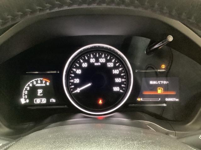 ヴェゼル Ｘ・ホンダセンシング　純正メモリーナビ　リモコンエンジンスターター付　ドライブレコーダー前後装備車　純正アルミホイール　ＥＴＣ　バックカメラ　シートヒーター　衝突軽減ブレーキ　ＬＥＤヘッドライト　ホンダセンシング（11枚目）