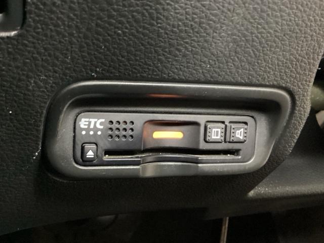 ヴェゼル Ｘ・ホンダセンシング　純正メモリーナビ　リモコンエンジンスターター付　ドライブレコーダー前後装備車　純正アルミホイール　ＥＴＣ　バックカメラ　シートヒーター　衝突軽減ブレーキ　ＬＥＤヘッドライト　ホンダセンシング（15枚目）