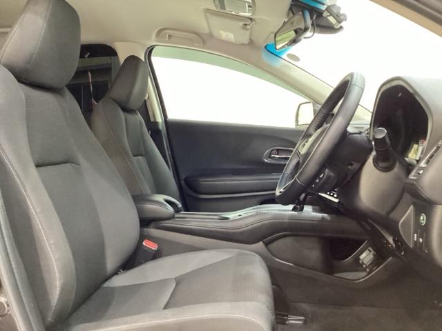 ヴェゼル Ｘ・ホンダセンシング　純正メモリーナビ　リモコンエンジンスターター付　ドライブレコーダー前後装備車　純正アルミホイール　ＥＴＣ　バックカメラ　シートヒーター　衝突軽減ブレーキ　ＬＥＤヘッドライト　ホンダセンシング（19枚目）