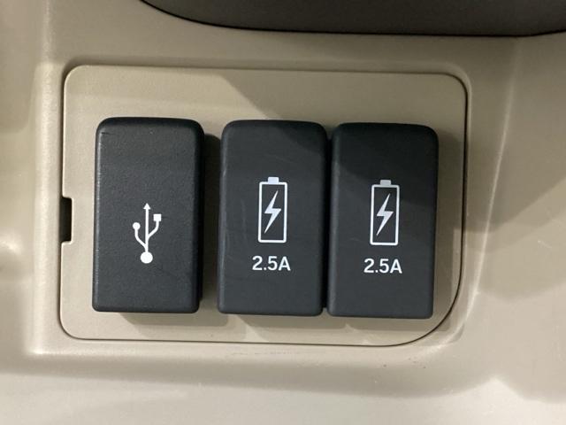 N-BOX G・Lホンダセンシング 純正メモリーナビ シートヒーター ホンダセンシング クルーズコントロール バックカメラ 片側電動スライドドア LEDヘッドライト 4WD(10枚目)