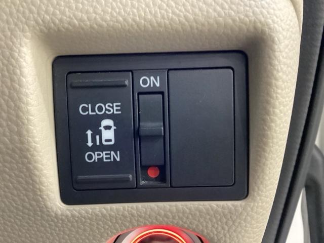 N-BOX G・Lホンダセンシング 純正メモリーナビ シートヒーター ホンダセンシング クルーズコントロール バックカメラ 片側電動スライドドア LEDヘッドライト 4WD(14枚目)