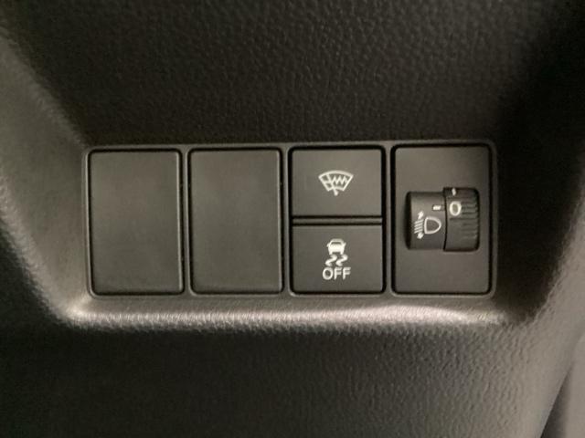 フィット ｅ：ＨＥＶホーム　当社レンタアップ　ドライブレコーダー前後装備車　光触媒抗菌消臭施工済（14枚目）