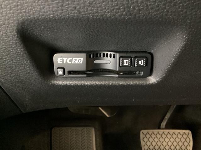 フィット ｅ：ＨＥＶホーム　当社レンタアップ　ドライブレコーダー前後装備車　光触媒抗菌消臭施工済（15枚目）