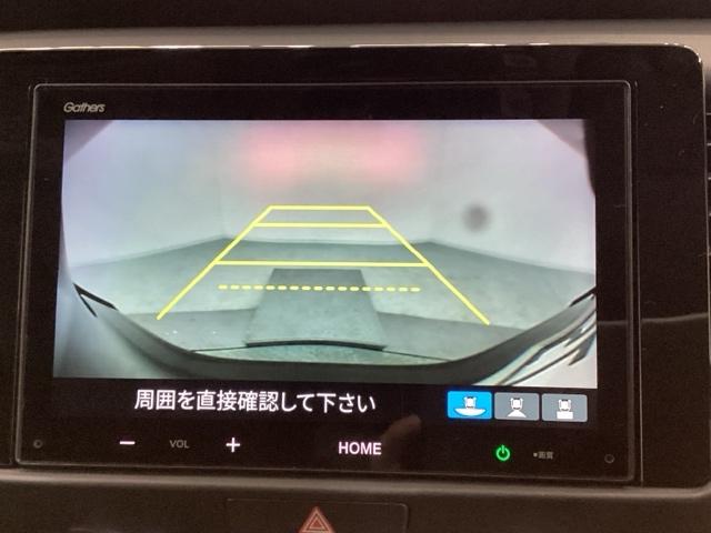 �o�b�N�ł̎Ԍɓ�������S�ł��I�@���A�J�������t���Ă���o�b�N���j�^�[�t�̃f�B�X�v���C�I�[�f�B�I�𑕔����Ă���܂��B����������Ă��苗��������ʂ���m�F�ł��܂��B