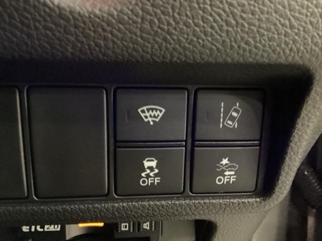 �g���������Z���V���O�p�́A�u�r�`�i�`�a�r�{�s�b�r�{������}���j�����ƘH�O��E�}���@�\�̃I���I�t�X�C�b�`�Ȃǂ̓n���h���̉E���ɑ������Ă��܂��B