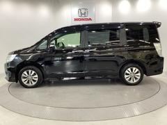 購入後も自社指定整備工場完備でお客様の愛車をしっかりサポート致します！御納車時には安全かつ安心してお乗り頂けるようホンダ専門知識を持つ整備スタッフが点検・整備・装備も説明をしてお渡ししております。 4