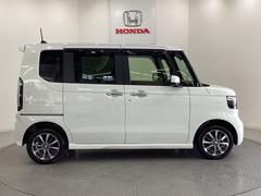 購入後も自社指定整備工場完備でお客様の愛車をしっかりサポート致します！御納車時には安全かつ安心してお乗り頂けるようホンダ専門知識を持つ整備スタッフが点検・整備・装備も説明をしてお渡ししております。 4