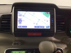 ナビゲーションはワンセグＴＶ対応のＧａｔｈｅｒｓ純正メモリーナビを搭載しています。Ｂｌｕｅｔｏｏｔｈオーディオ機能がありますので、スマートフォンなどの音楽も再生できます。 5