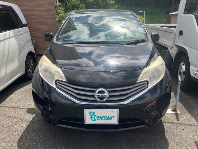 ノート Ｘ　ナビ　ＴＶ　アルミホイール　スマートキー　アイドリングストップ　電動格納ミラー　ＣＶＴ　盗難防止システム　衝突安全ボディ　ＡＢＳ　ＣＤ　ＤＶＤ再生　ＵＳＢ　ミュージックプレイヤー接続可（14枚目）