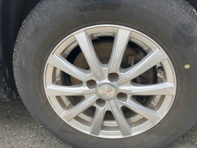 ノート Ｘ　ナビ　ＴＶ　アルミホイール　スマートキー　アイドリングストップ　電動格納ミラー　ＣＶＴ　盗難防止システム　衝突安全ボディ　ＡＢＳ　ＣＤ　ＤＶＤ再生　ＵＳＢ　ミュージックプレイヤー接続可（19枚目）