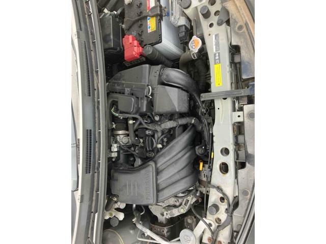 ノート Ｘ　ナビ　ＴＶ　アルミホイール　スマートキー　アイドリングストップ　電動格納ミラー　ＣＶＴ　盗難防止システム　衝突安全ボディ　ＡＢＳ　ＣＤ　ＤＶＤ再生　ＵＳＢ　ミュージックプレイヤー接続可（20枚目）