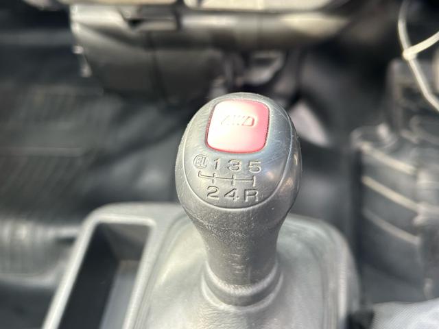 サンバートラック ＴＢクリーン　全塗装　４ＷＤ切り替え（15枚目）