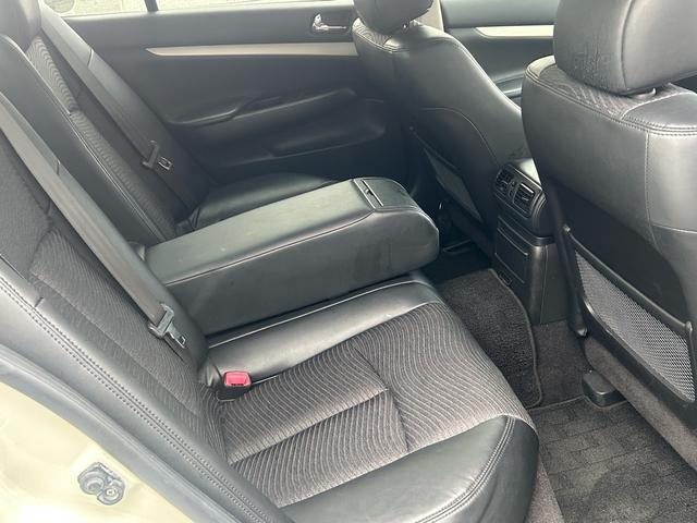 スカイライン ２５０ＧＴ　ＦＯＵＲ　タイプＶ　ドラレコ　バックカメラ　ＥＴＣ　４ＷＤ（21枚目）