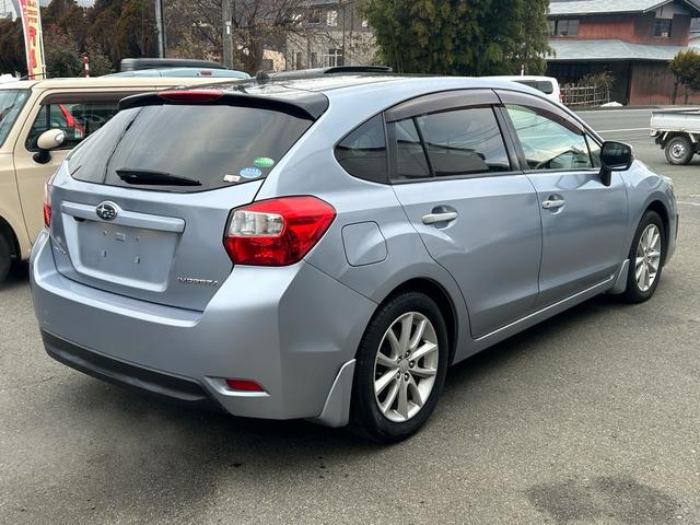 インプレッサスポーツ ２．０ｉアイサイト　アイドリングストップ　レーダーブレーキサポート　ナビ　ＴＶ　４ＷＤ（5枚目）