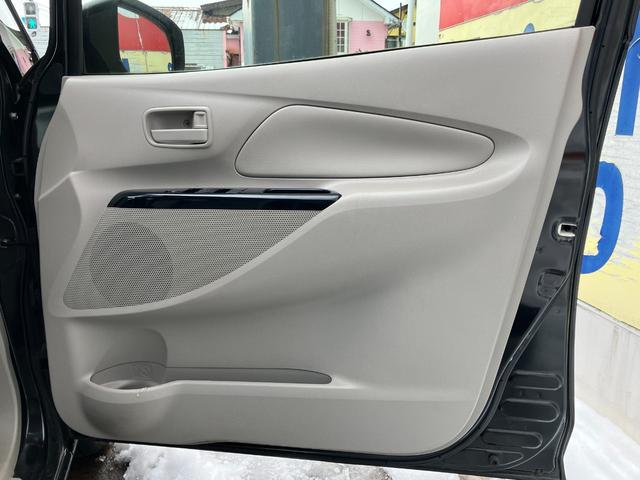 デイズ Ｊ　ＡＵＸ端子付純正ＣＤ　電動格納ミラー　キーレスエントリー　インパネシフト　ヘッドライトレベライザー（32枚目）