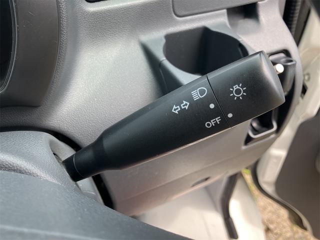 ハイゼットカーゴ スペシャルクリーン　４ＷＤ　ＡＴ　両側スライドドア　エアコン　パワーウィンドウ　運転席エアバッグ　助手席エアバッグ（9枚目）