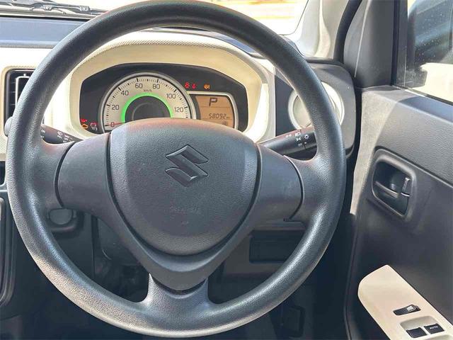 アルト Ｌ　４ＷＤ　キーレスエントリー　アイドリングストップ　シートヒーター　ＣＶＴ　盗難防止システム　ＡＢＳ　ＥＳＣ　ＣＤ　ミュージックプレイヤー接続可　アルミホイール　衝突安全ボディ　エアコン（3枚目）