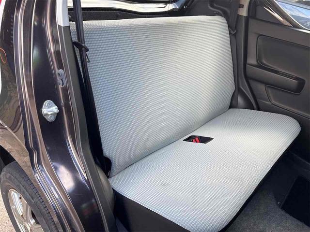 アルト Ｌ　４ＷＤ　キーレスエントリー　アイドリングストップ　シートヒーター　ＣＶＴ　盗難防止システム　ＡＢＳ　ＥＳＣ　ＣＤ　ミュージックプレイヤー接続可　アルミホイール　衝突安全ボディ　エアコン（31枚目）