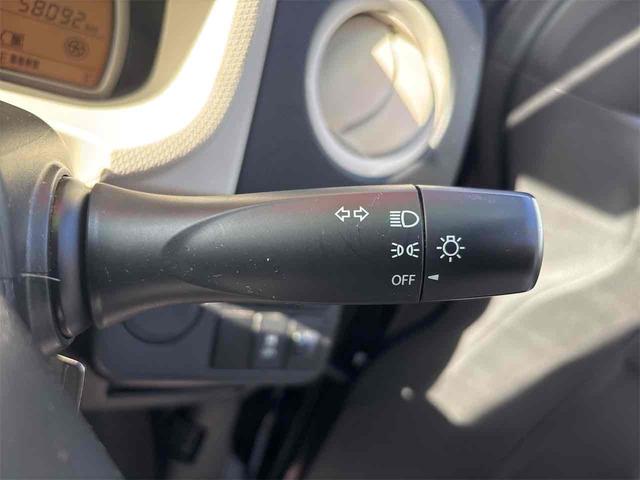 アルト Ｌ　４ＷＤ　キーレスエントリー　アイドリングストップ　シートヒーター　ＣＶＴ　盗難防止システム　ＡＢＳ　ＥＳＣ　ＣＤ　ミュージックプレイヤー接続可　アルミホイール　衝突安全ボディ　エアコン（49枚目）