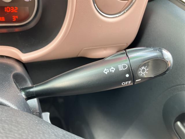 ミラココア ココアＸ　４ＷＤ　バックカメラ　ナビ　ＴＶ　スマートキー　アイドリングストップ　電動格納ミラー　ベンチシート　ＣＶＴ　盗難防止システム　ＡＢＳ　ミュージックプレイヤー接続可　衝突安全ボディ　エアコン（8枚目）