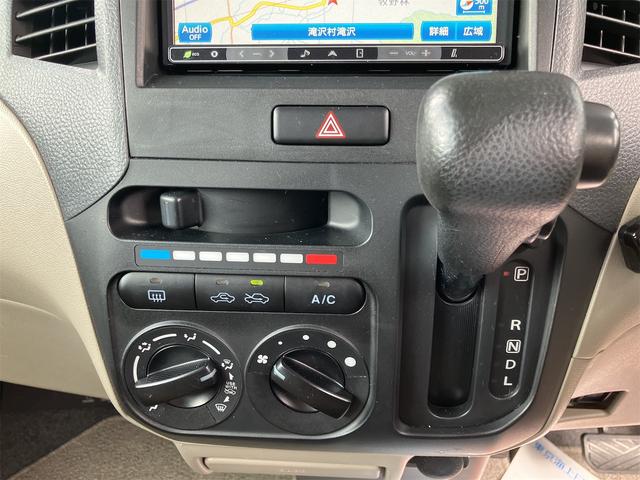 パレット リミテッドＩＩ　両側電動スライドドア　ナビ　ＴＶ　オートライト　ＨＩＤ　スマートキー　電動格納ミラー　ベンチシート　ＣＶＴ　盗難防止システム　ＡＢＳ　ＣＤ　ＤＶＤ再生　ＵＳＢ　アルミホイール　衝突安全ボディ　エアコン（6枚目）