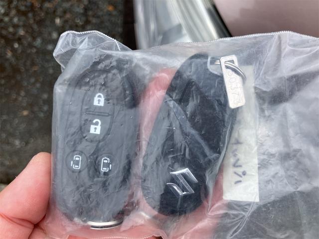 パレット リミテッドＩＩ　両側電動スライドドア　ナビ　ＴＶ　オートライト　ＨＩＤ　スマートキー　電動格納ミラー　ベンチシート　ＣＶＴ　盗難防止システム　ＡＢＳ　ＣＤ　ＤＶＤ再生　ＵＳＢ　アルミホイール　衝突安全ボディ　エアコン（9枚目）