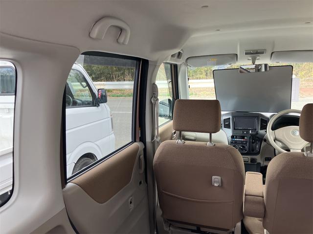 パレット リミテッドＩＩ　両側電動スライドドア　ナビ　ＴＶ　オートライト　ＨＩＤ　スマートキー　電動格納ミラー　ベンチシート　ＣＶＴ　盗難防止システム　ＡＢＳ　ＣＤ　ＤＶＤ再生　ＵＳＢ　アルミホイール　衝突安全ボディ　エアコン（28枚目）