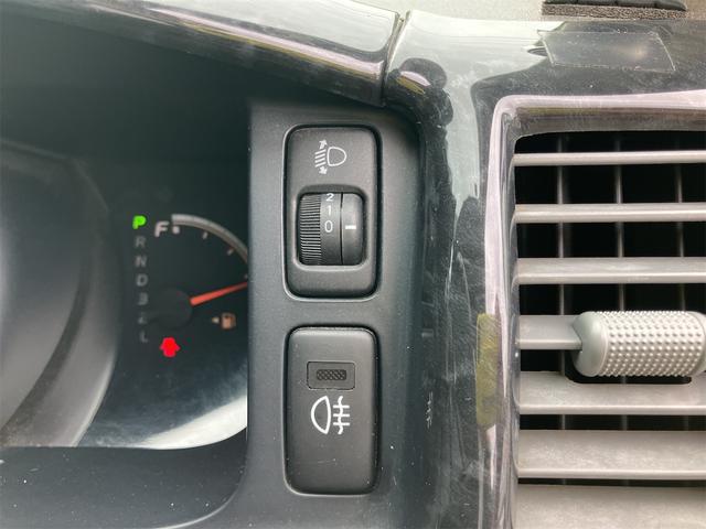 ハイエースワゴン ＤＸ　４ＷＤ　ＥＴＣ　ナビ　ＴＶ　クリアランスソナー　電動スライドドア　電動格納ミラー　ＡＴ　アルミホイール　ＣＤ　ＤＶＤ再生　１００Ｖ電源　ＡＢＳ　エアコン　パワーステアリング　パワーウィンドウ（22枚目）