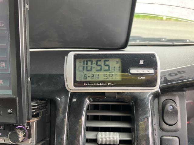 ハイエースワゴン ＤＸ　４ＷＤ　ＥＴＣ　ナビ　ＴＶ　クリアランスソナー　電動スライドドア　電動格納ミラー　ＡＴ　アルミホイール　ＣＤ　ＤＶＤ再生　１００Ｖ電源　ＡＢＳ　エアコン　パワーステアリング　パワーウィンドウ（24枚目）