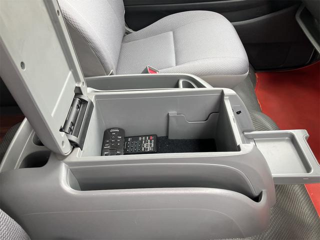 ハイエースワゴン ＤＸ　４ＷＤ　ＥＴＣ　ナビ　ＴＶ　クリアランスソナー　電動スライドドア　電動格納ミラー　ＡＴ　アルミホイール　ＣＤ　ＤＶＤ再生　１００Ｖ電源　ＡＢＳ　エアコン　パワーステアリング　パワーウィンドウ（34枚目）
