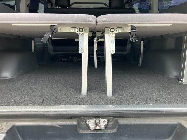 ハイエースバン 　４ＷＤ　バックカメラ　ナビ　ＴＶ　両側スライドドア　キーレスエントリー　電動格納ミラー　ＡＴ　ＣＤ　ＤＶＤ再生　ミュージックプレイヤー接続可　エアコン　パワーウィンドウ（30枚目）