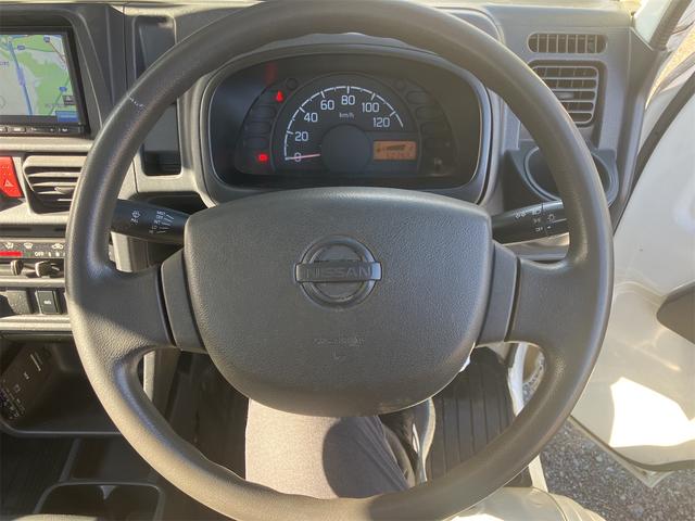 NT100クリッパートラック 4WD MT ナビ エアコン 運転席エアバッグ 助手席エアバッグ CD ミュージックプレイヤー接続可 Bluetooth(2枚目)