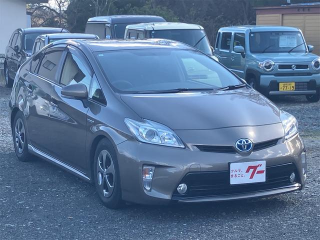 プリウス Sマイコーデ ETC ナビ TV アルミホイール オートライト HID CVT スマートキー 電動格納ミラー 盗難防止システム CD DVD再生 衝突安全ボディ ABS ESC エアコン パワーステアリング(13枚目)